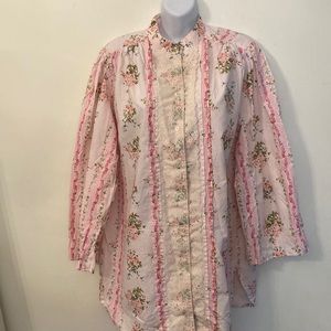 Vintage Victoria Secret cottage core floral print and lace shirt
